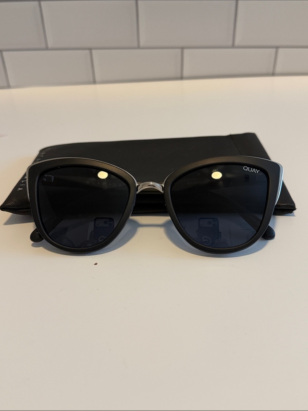 Quay Australia Black Cat Eye Sunglasses with Silver Trim - Picture 6 of 6